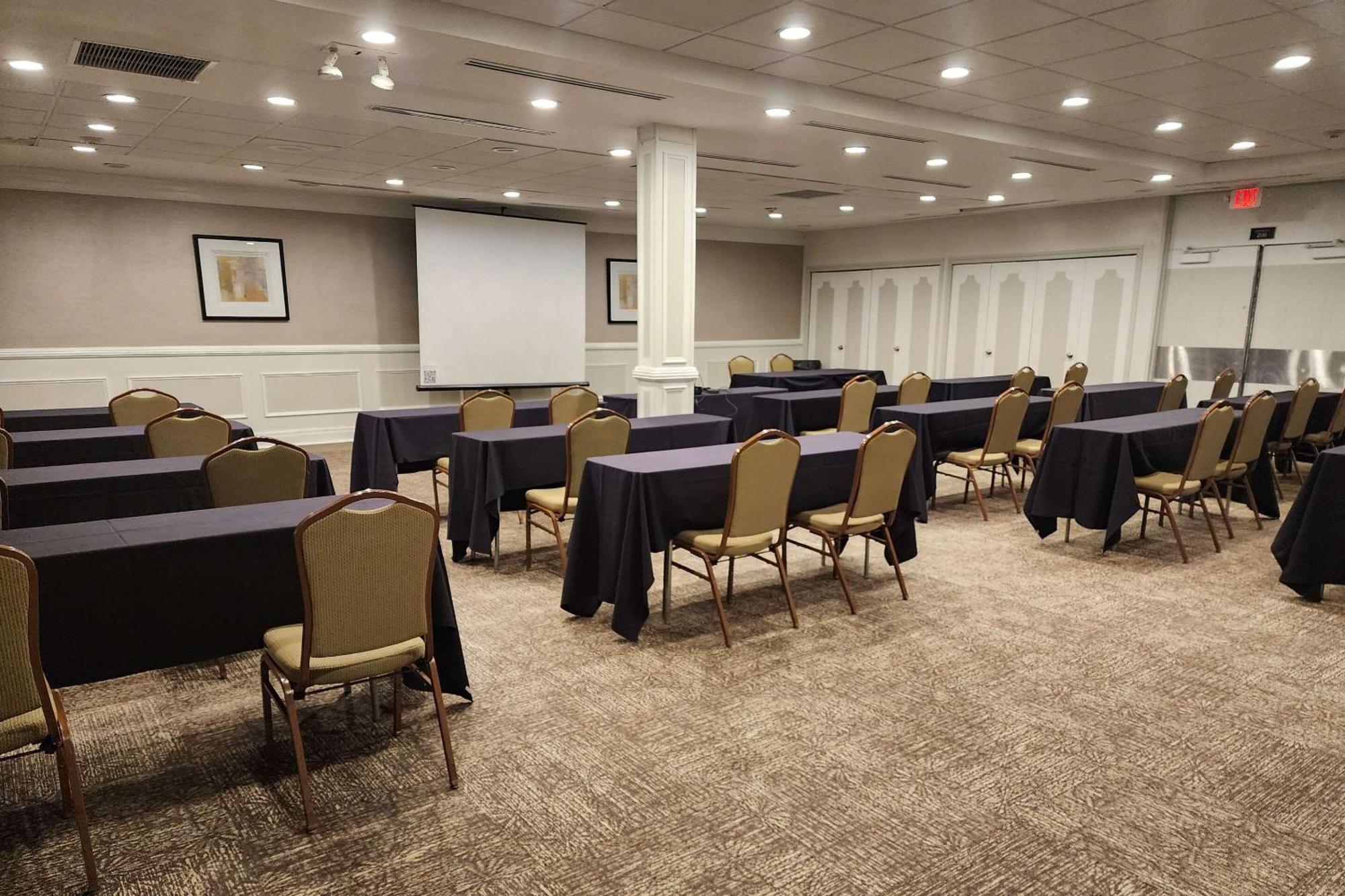 Radisson Hotel Southfield-Detroit Εξωτερικό φωτογραφία