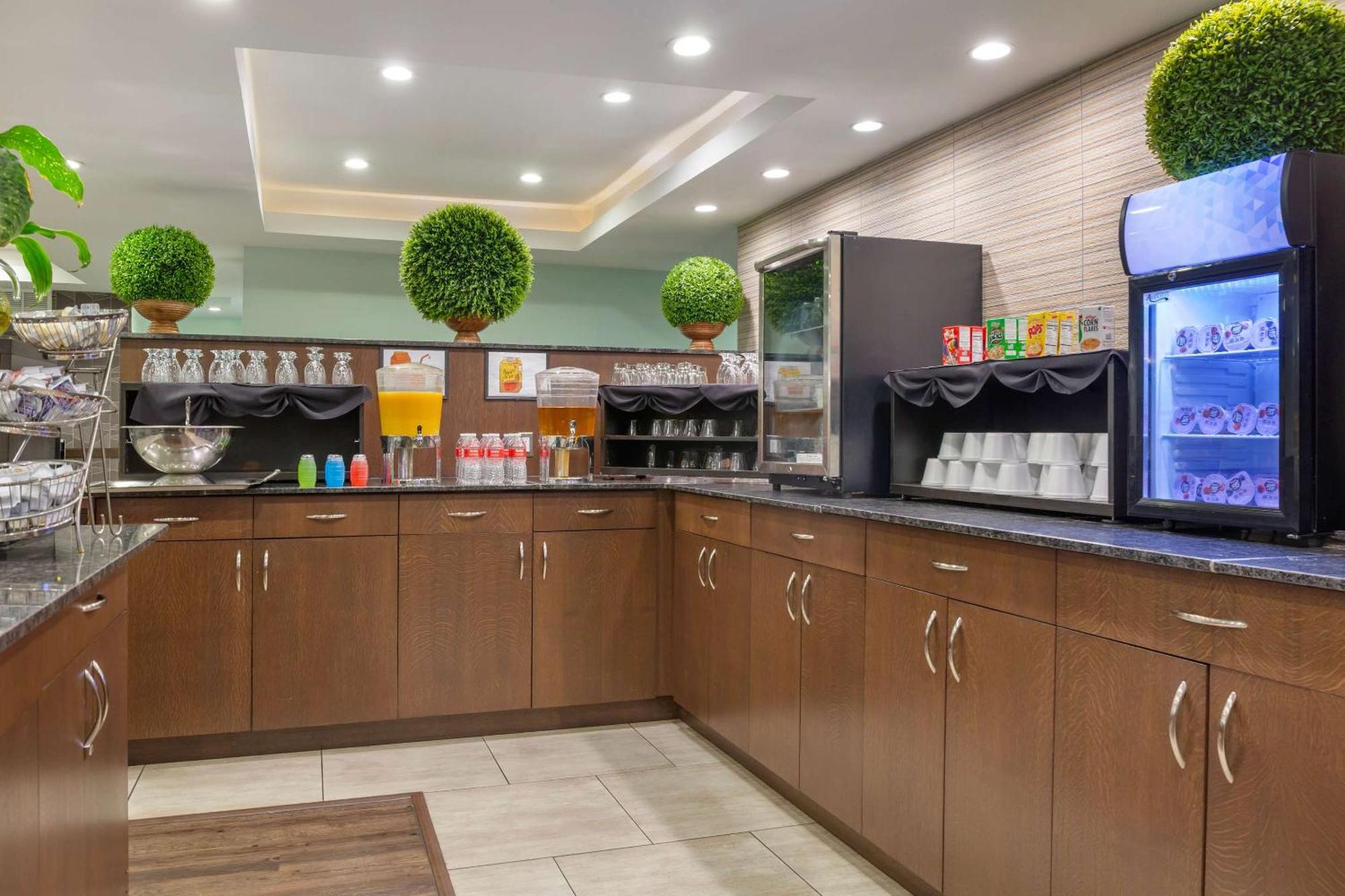 Radisson Hotel Southfield-Detroit Εξωτερικό φωτογραφία